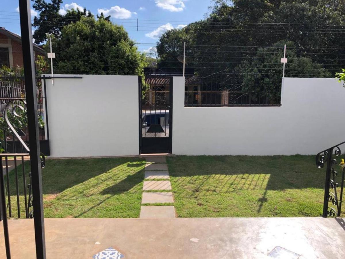 Casa Bela E Confortavel Em Chapada Dos Guimaraes Ngoại thất bức ảnh