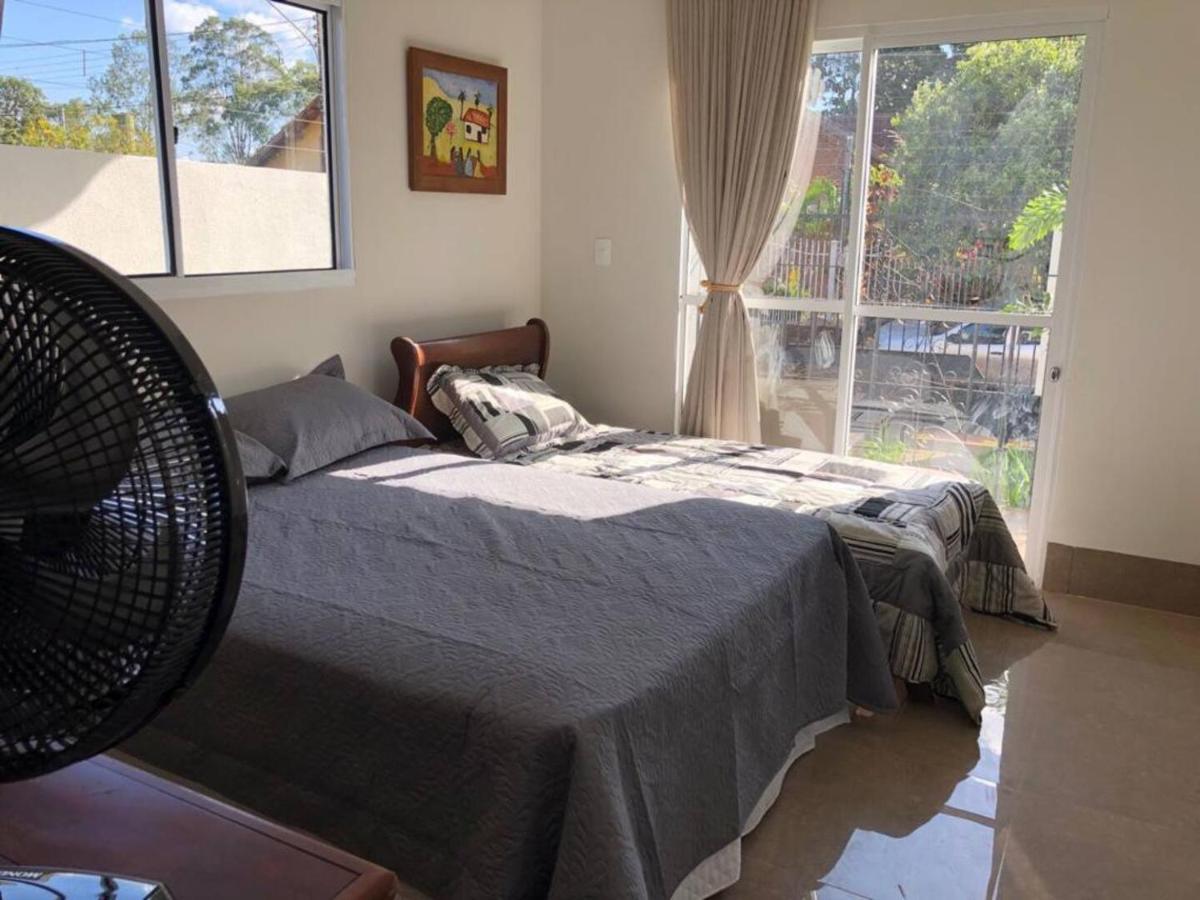 Casa Bela E Confortavel Em Chapada Dos Guimaraes Ngoại thất bức ảnh